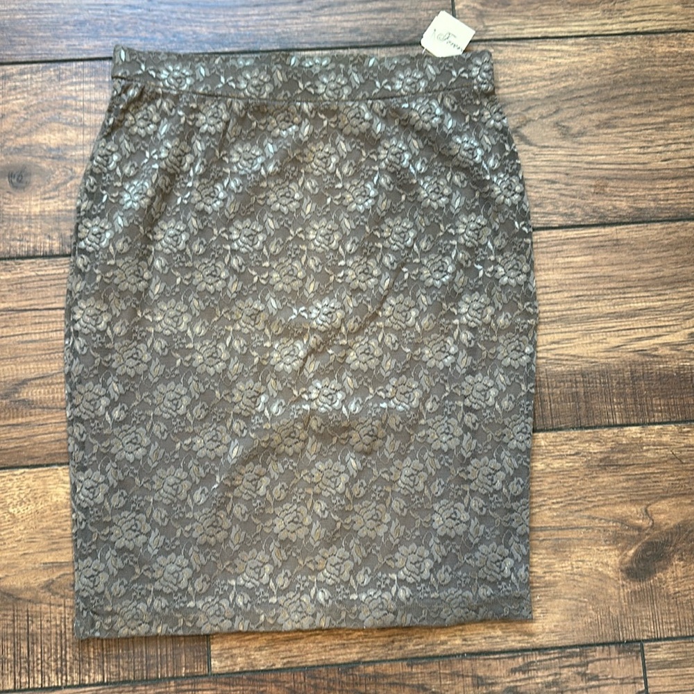 Knee length taupe skirt